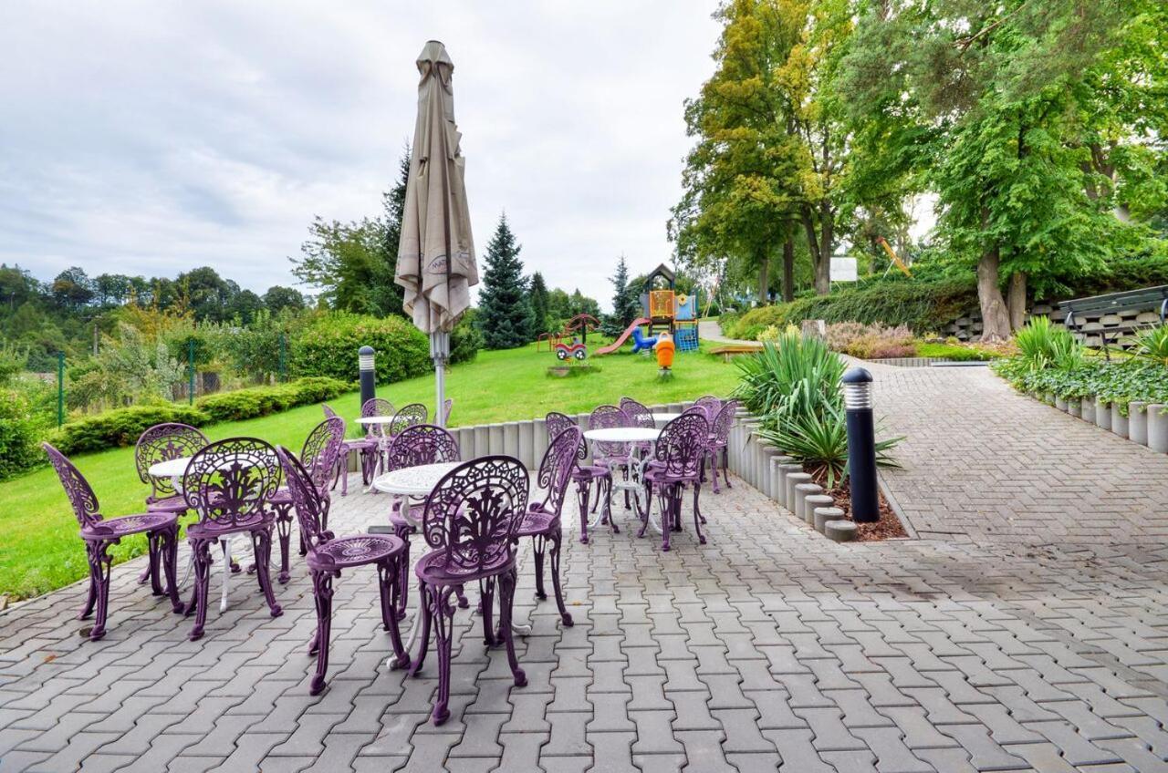 Hotel Filipinum Jablonne nad Orlici Экстерьер фото