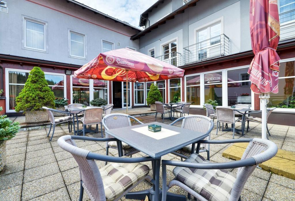 Hotel Filipinum Jablonne nad Orlici Экстерьер фото