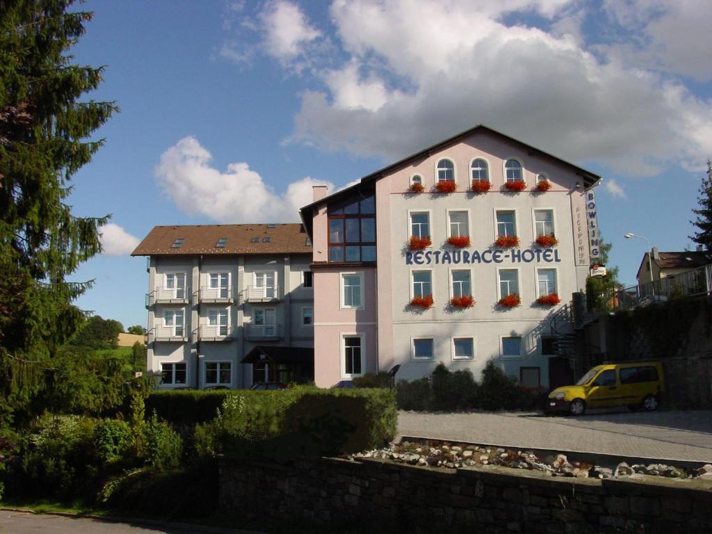 Hotel Filipinum Jablonne nad Orlici Экстерьер фото